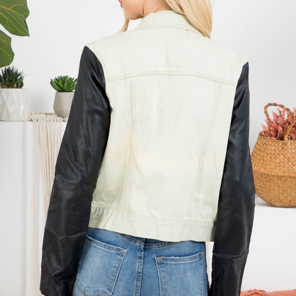 NWOT Trendy Jacket With Black Faux Leather Sleeves - Picture 3 of 6